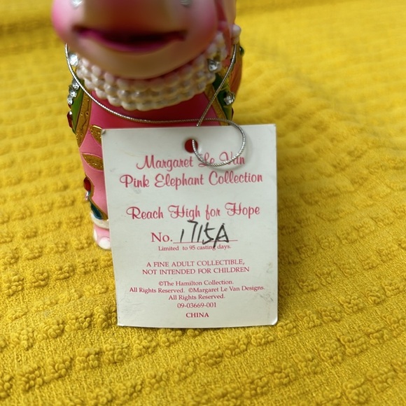 Margaret Le Van Pink Elephant. Reach High For Hope. Limited. - Picture 5 of 11